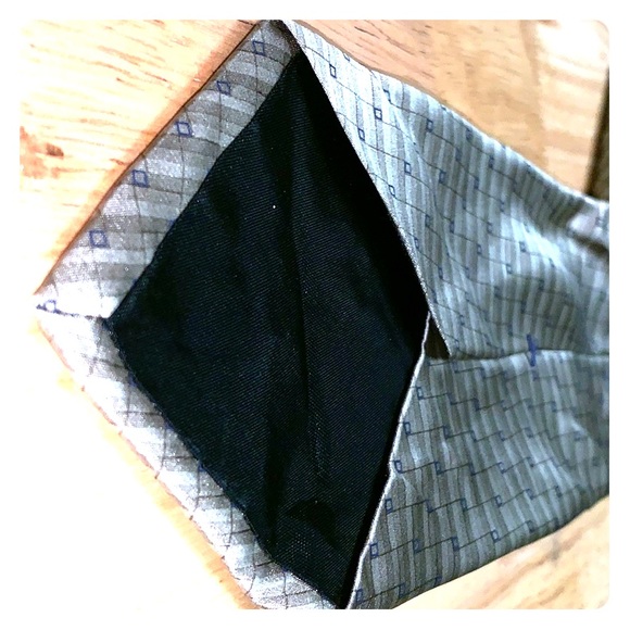 Designer Silk Tie - Picture 9 of 9